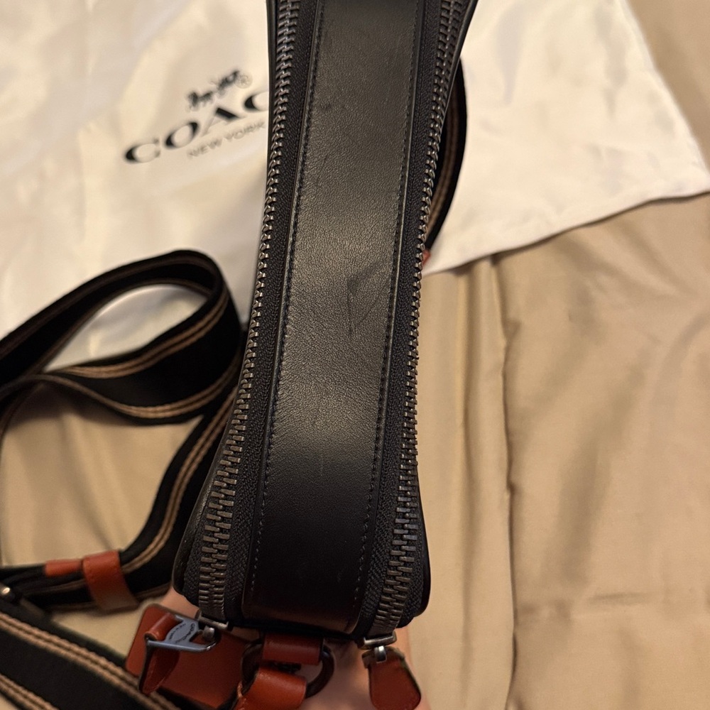 Coach Charter Crossbody 24 Horse and Carriage Print - Picture 7 of 10